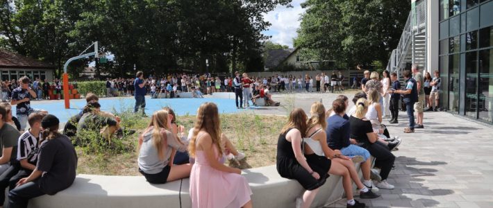 Ehrungen vor dem Atrium